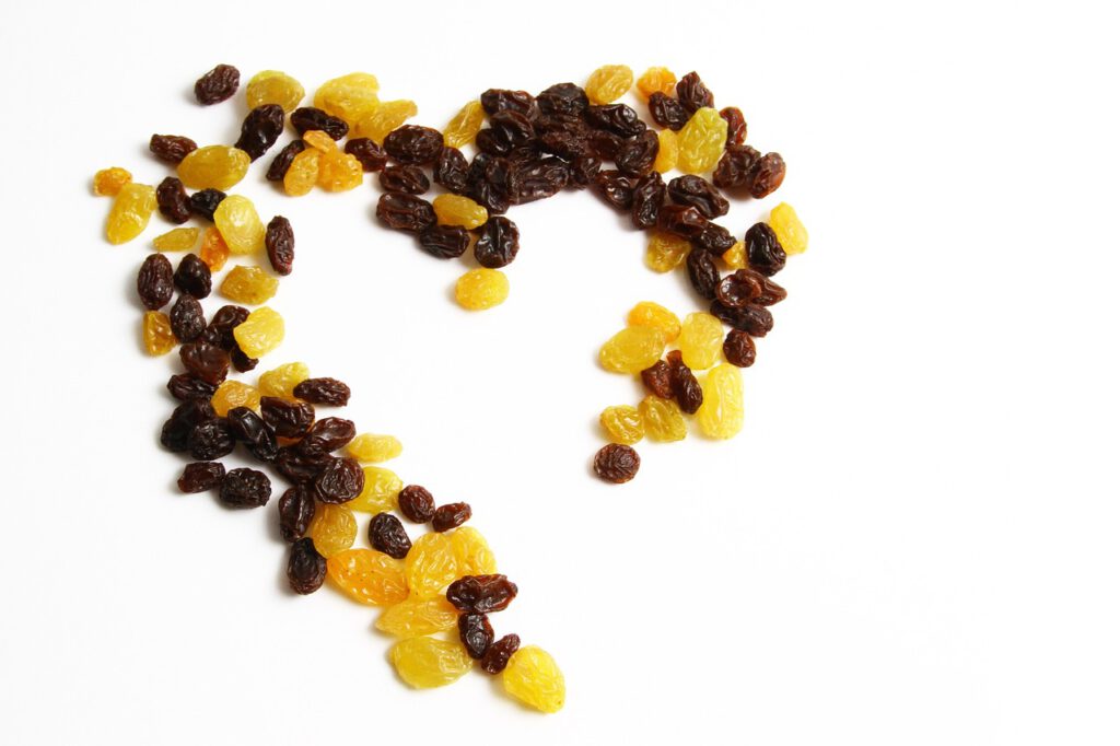 love, raisins, food-973904.jpg